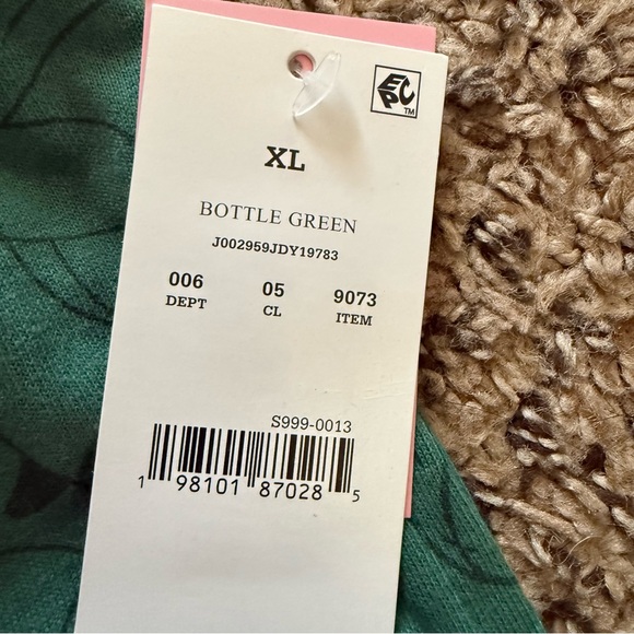 NWT Winnie the Pooh and Friends Green Lounge Pants Sleep Pants Women's size XL - Picture 8 of 8